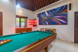 5 BR Villa Sultan Luxury Entertainment and Relaxation - Seminyak - 4