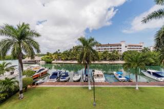 Elegant Lagoon front Villa by CASA PARAISO - Cancún - 2