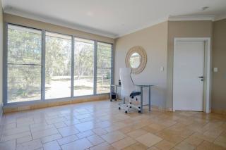 Serenity, Sprawling Home Surrounded By Acreage - Peregian Beach - 3