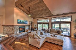 Upscale Flagstaff Country Club Home with Mtn Views! - Flagstaff - 0