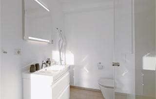 Beach Front Apartment - Lembruch - 3