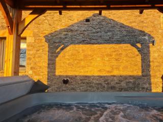 Keld Barn, Low Ploughlands Holiday Lets - Kirkby Stephen - 8