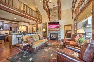 Lavish Boone Retreat 5 Miles to Blue Ridge Hwy! - 7