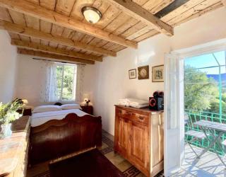 Casa Celestine in Via Orsini Isolabona Liguria Italy Sleeps 5 - Isolabona - 9