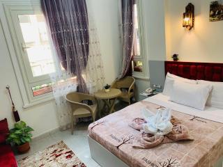 Crown Hotel - 6
