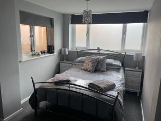 No1 Guest House - 4
