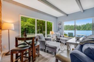 Grandpa's Lake House - 4