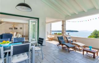 Nice Home In Blato With Kitchen - Blato - 9