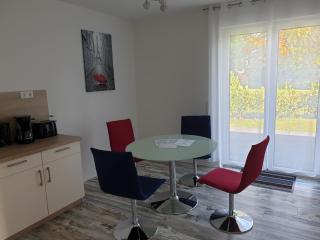 Ferienwohnung mit Terrasse - Neustrelitz - 2