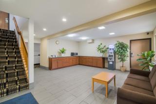 Americas Best Value Inn Fargo - 4