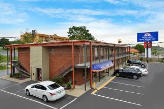 Americas Best Value Inn Near Downtown Nashville - Nashville - 9