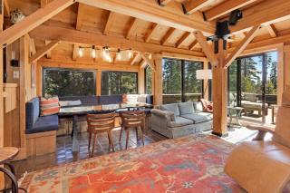 Amazing Architecture - Views all around VH#113 - Tamarack - 1
