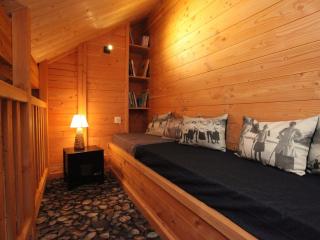 Chalet de Luxe avec Piscine Chauffée, Terrasse et Proche des Pistes - FR-1-417-6 - 2