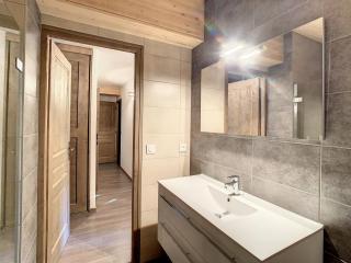 Appartement spacieux 10 pers, 80 m², avec balcon sud, au pied des pistes à Fontcouverte-la-Toussuire - FR-1-417-38 - 1