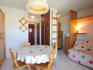 Studio 3 pers avec balcon, au cœur de la station, face aux pistes et commerces - FR-1-417-50 - 0