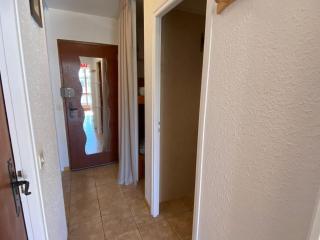 Studio cosy 4 pers, plein sud, balcon, parking privé, proche pistes et commerces - FR-1-445-181 - 3