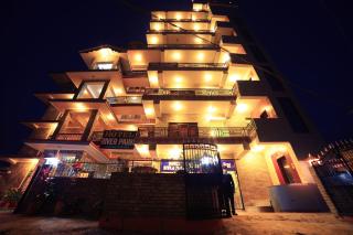 Hotel River Park - Pokhara - 0