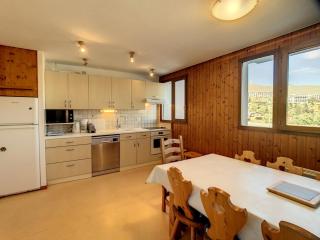 Grand appartement confort 12 pers., 4 salles de bains, cuisine équipée, au cœur de Fontcouverte-la-Toussuire - FR-1-416-26 - 0