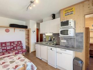 Studio rénové T2 avec balcon, au cœur des pistes, non fumeur - FR-1-416-32 - 6