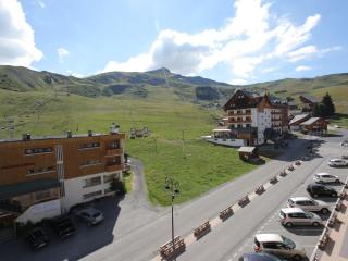 Appartement rénové 6 pers, balcon sud, face aux pistes, plein centre de La Toussuire. - FR-1-416-105 - 3