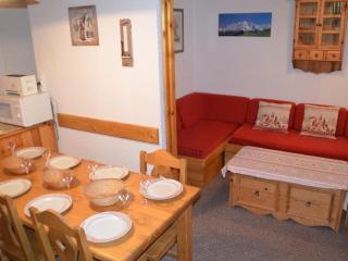 Appartement montagnard pour 7 pers avec mezzanine, proche des pistes aux Menuires - FR-1-452-30 - Les Menuires - 9