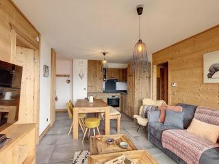Bel appartement sur les pistes avec parking, balcon et équipements modernes - FR-1-416-190 - 5