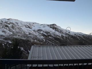 Charmant studio aux Ménuires, proche des pistes, équipé pour 3 personnes avec balcon nord-ouest - FR-1-452-173 - Les Menuires - 6