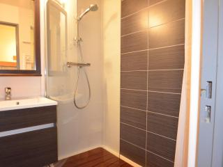 Charmant studio aux Ménuires, proche des pistes, équipé pour 3 personnes avec balcon nord-ouest - FR-1-452-173 - Les Menuires - 2