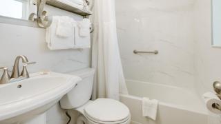 Palm Crest Resort Motel - St Pete Beach - 6