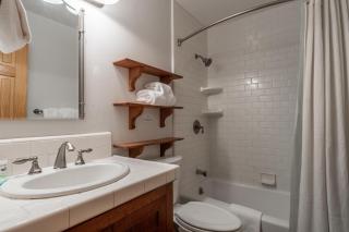 Updated 5 Bedroom 3 bathroom townhome Slopeside at 1849 Condos 671 sleeps 10 - Mammoth Lakes - 8