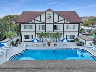 Palm Crest Resort Motel - St Pete Beach - 4