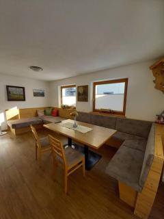 Großzügiges Apartment Georg Mayrhofen Barrierefrei - Hollenzen - 7