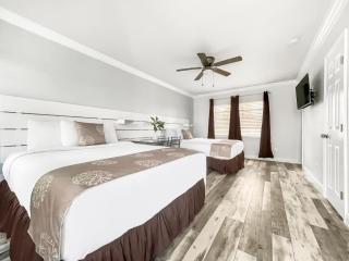 Neptune Oceanfront Rentals - Hollywood - 7