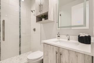 Luxury 5 BDRM Home! Blocks To DT/Riverwalk/Convention Center! - San Antonio - 3