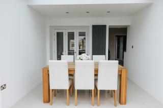 BIRDS EDGE COTTAGE - Luxury 2 Bedroom Cottage with Amazing Views, Near Holmfirth in Yorkshire - Denby Dale - 6
