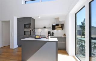 Lovely Home In Lembruchdümmer See - 3