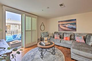 Breezy Oceanside Condo Less Than half Mi to Beach! - Oceanside - 8