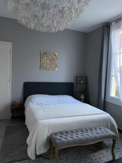 Home in Oiry - - 0