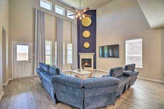Houston Home with Private Yard - 16 Mi to Dtwn - Houston - 0