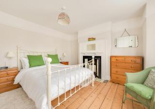 23 Stradbroke Road - Southwold - 3