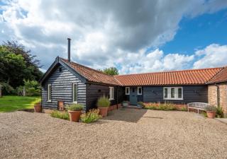 Stable Cottage - 0