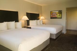 Americana Modern Hotel - Redding - 1
