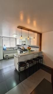 Elegante apartamento con vistas al volcán Tungurahua - Baños - 1