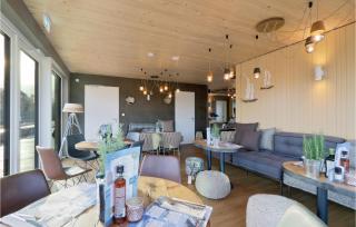 Beautiful Home In Lembruchdümmer See - 4