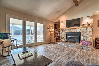 Townhome with Fire Pit and Boat Dock Pets Welcome! - Hiawassee - 8