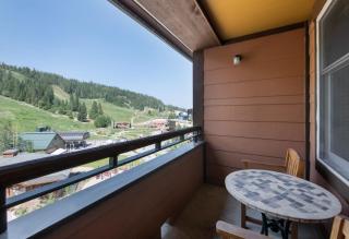 Zephyr Mountain Lodge Premium-Rated 2505 - 0