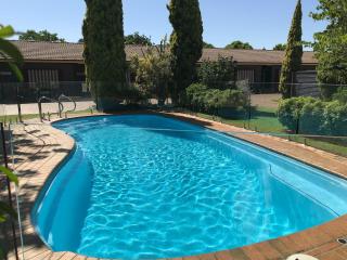 Country Apartments - Dubbo - 9