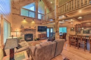 Island Park Cabin with Stunning Forest Views! - Rea - 8