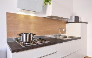 1 Bedroom Nice Apartment In Pozzallo - 7