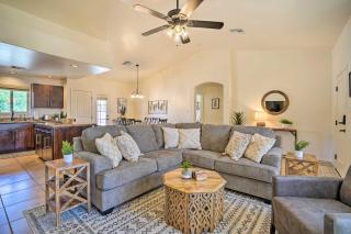 Chic Yuma Getaway Near Park, Golf and Shopping! - 7